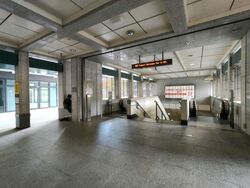 Piccadilly Grand (D8), Retail #561136541